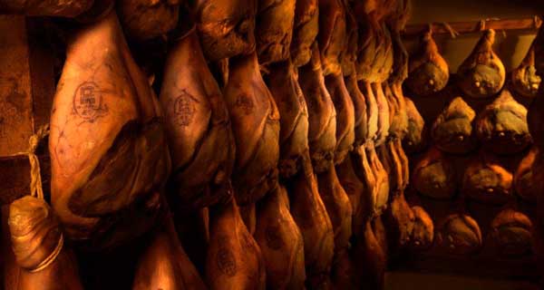 Prosciutto di Modena dop: cresce la produzione anche grazie alle vendite on line