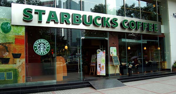 Starbucks, pieno di utili nell’esercizio 2014/15