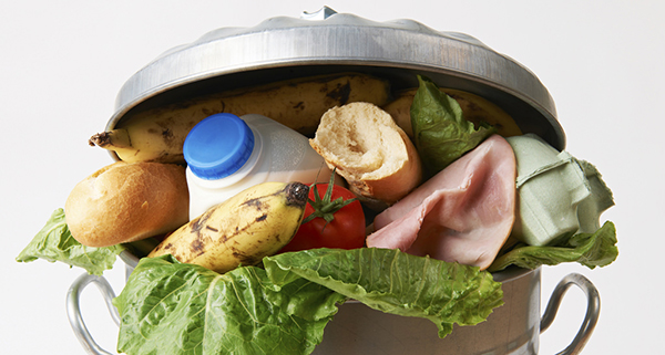 La lotta contro lo spreco alimentare è legge