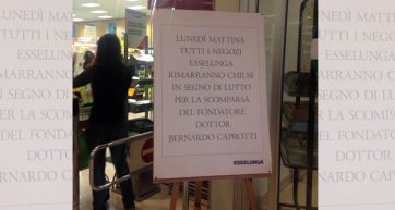 Avviso Esselunga chiusa per lutto fondatore Bernardo Caprotti. Negozi chiusi lunedì 3 ottobre.