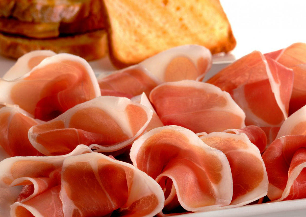 Prosciutto crudo, primi segnali di ripresa - FOOD