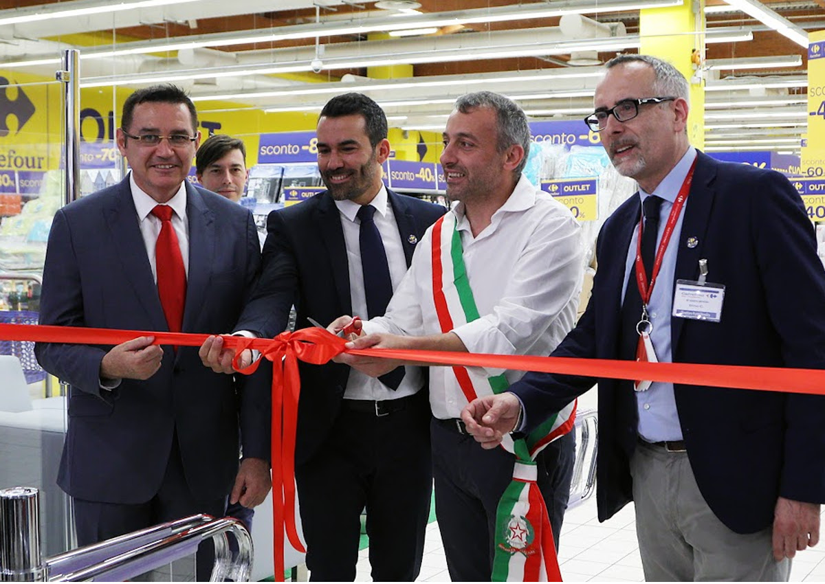 Carrefour lancia il primo ‘Outlet’ in Italia