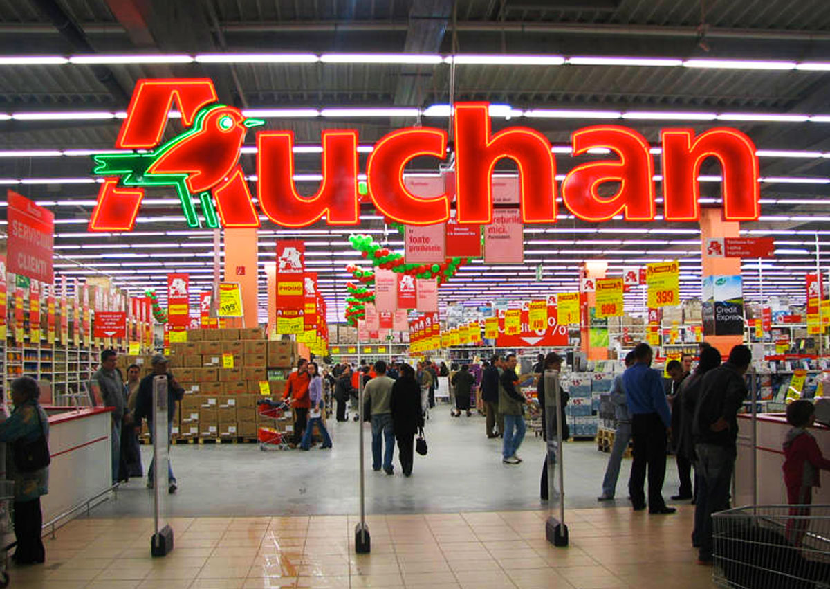 Conad vicina ad acquisire gli iper Auchan