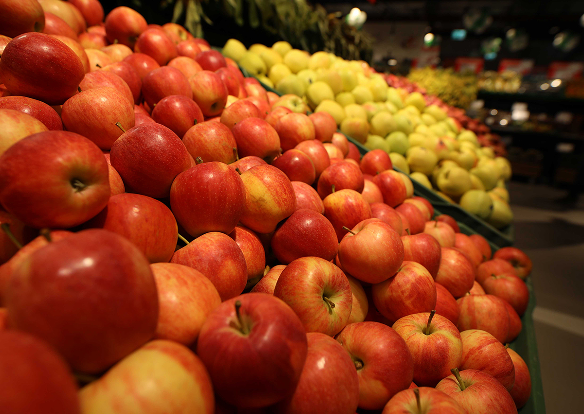 Arance, mele, patate l’ortofrutta più venduta