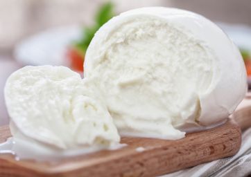 lattiero caseario-mozzarella di bufala campana dop