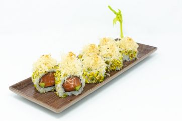 Roll con salmone e maionese