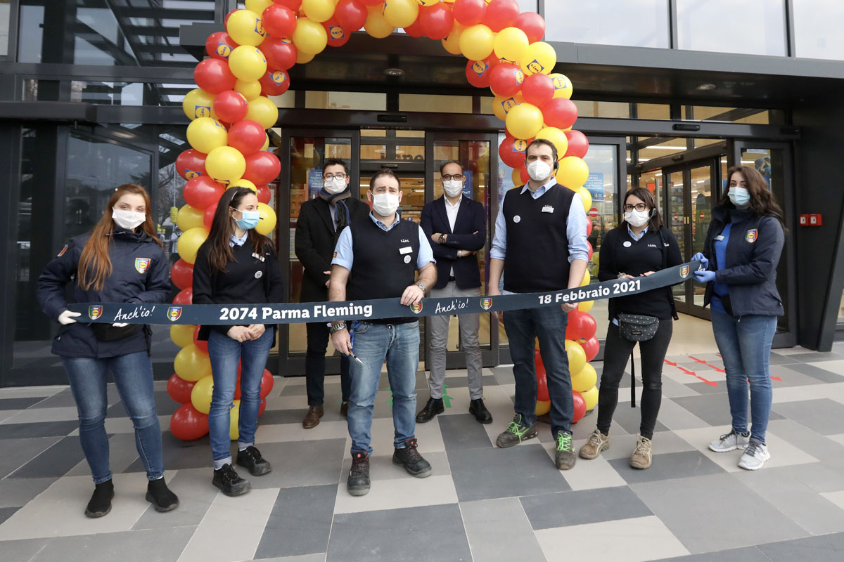 Lidl inaugura a Parma e Benevento