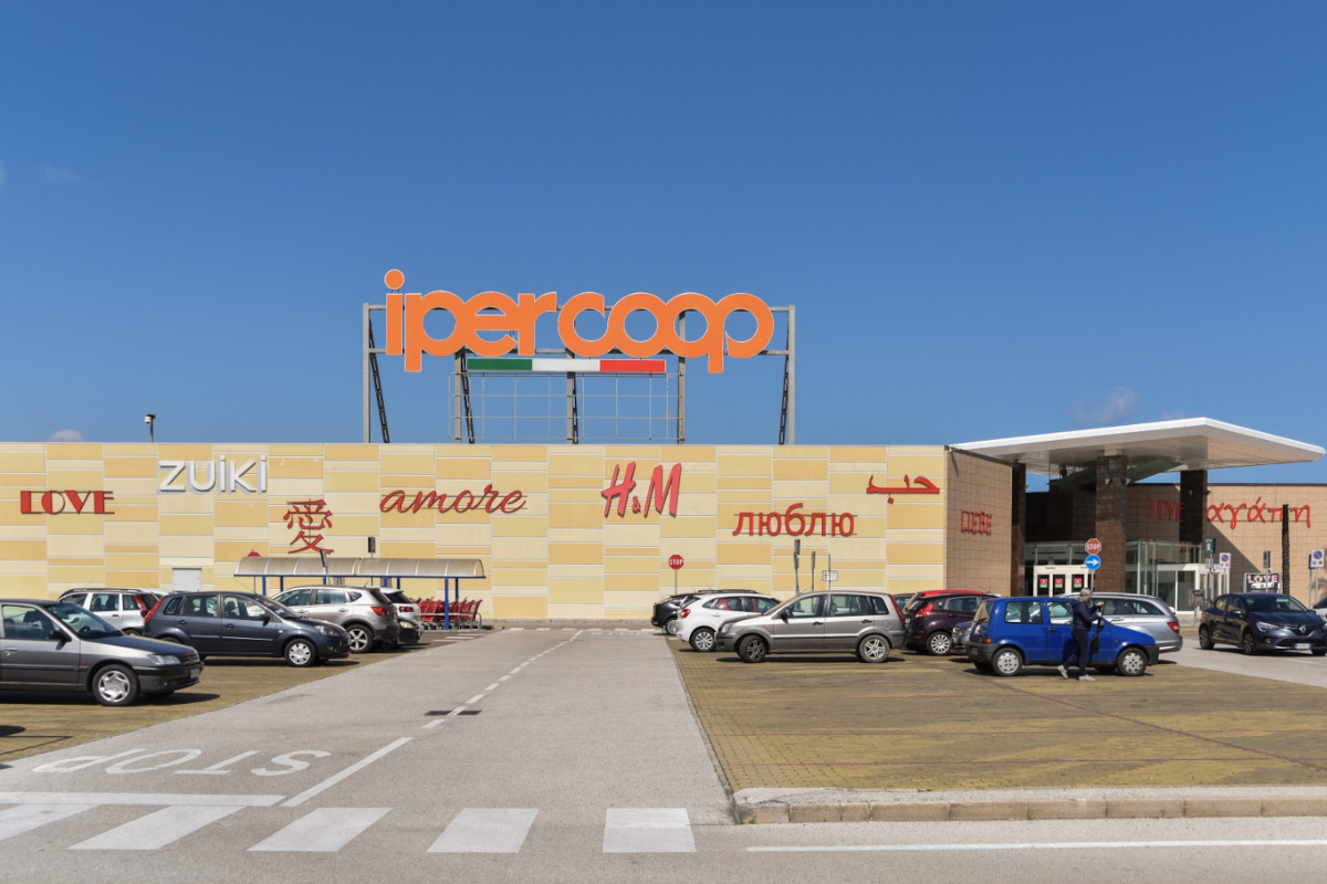 L’Ipercoop di Brindisi riparte dopo la ristrutturazione