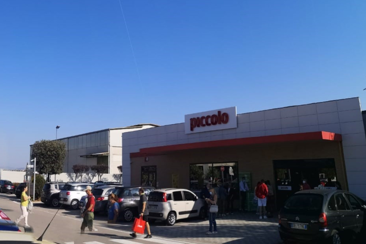 Ad Acerra (NA) supermercati Piccolo inaugura un nuovo store