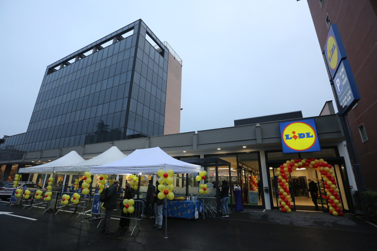 Lidl raggiunge quota 700 punti vendita