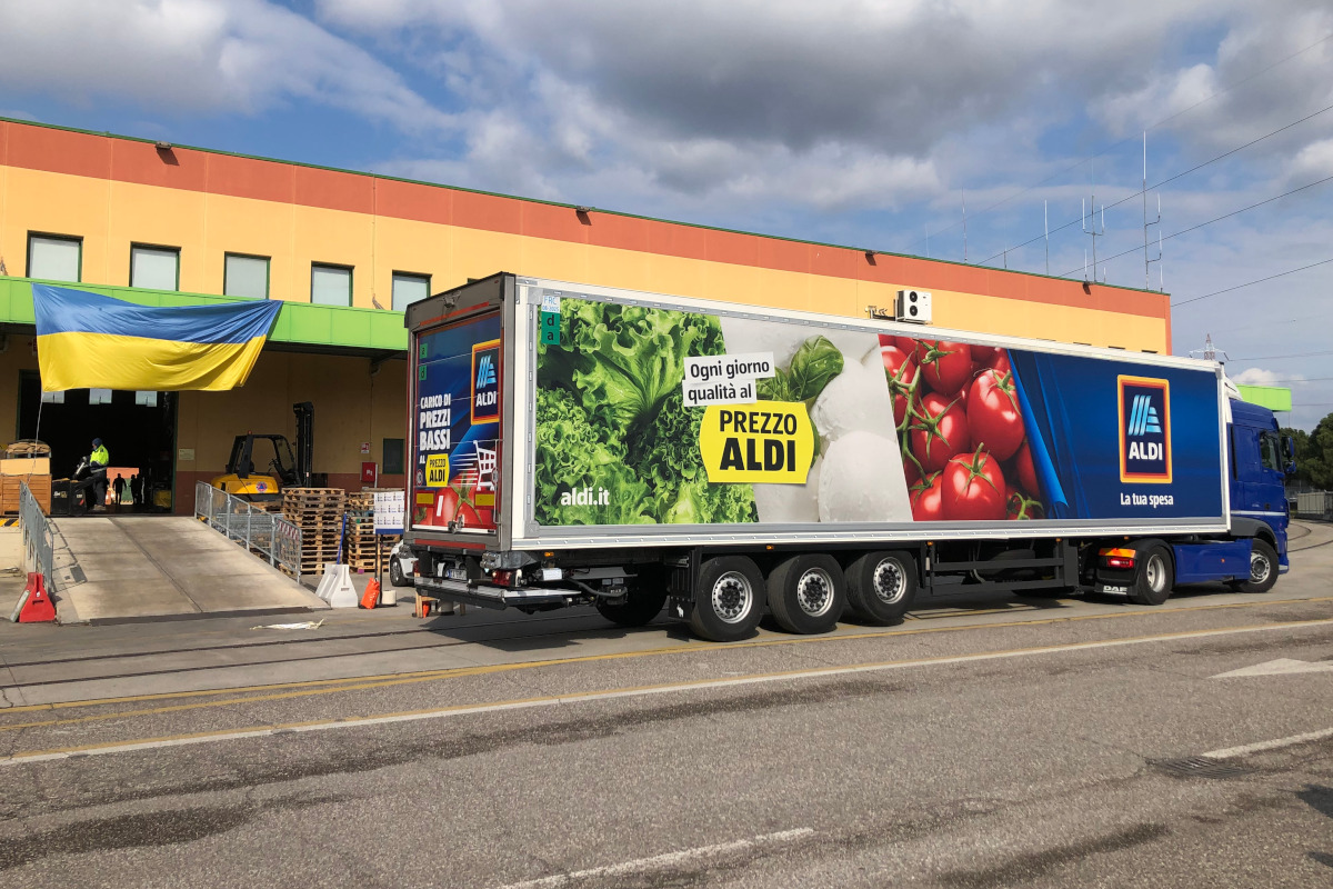 Aldi, 40 tonnellate di prodotti donate alla popolazione ucraina