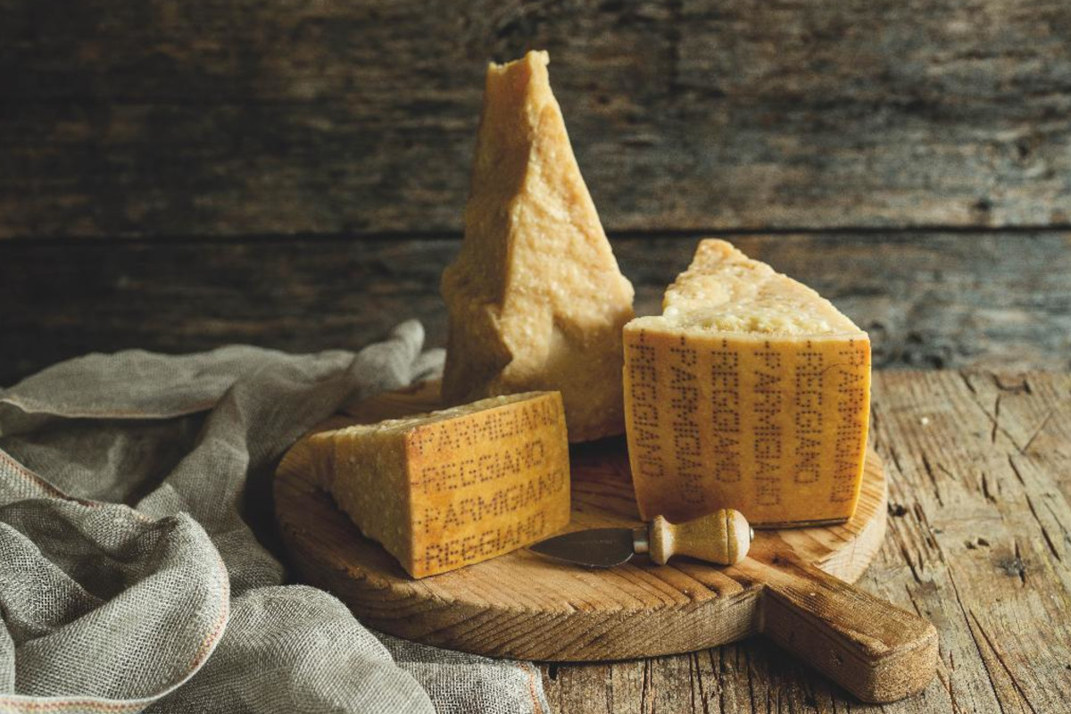 Parmigiano Reggiano Prodotto di Montagna, la produzione cresce