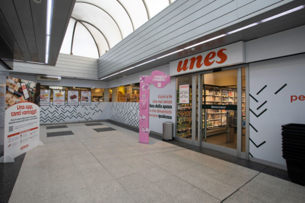 Supermercato Unes a Vimercate. Ingresso con promozioni e orari.